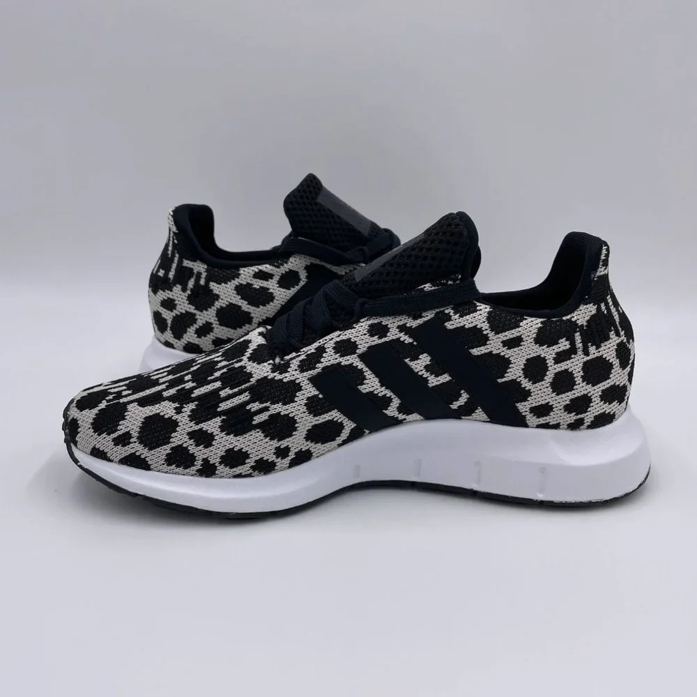 Adidas Swift Run Black / White Womens Shoes - Picture 2 of 8